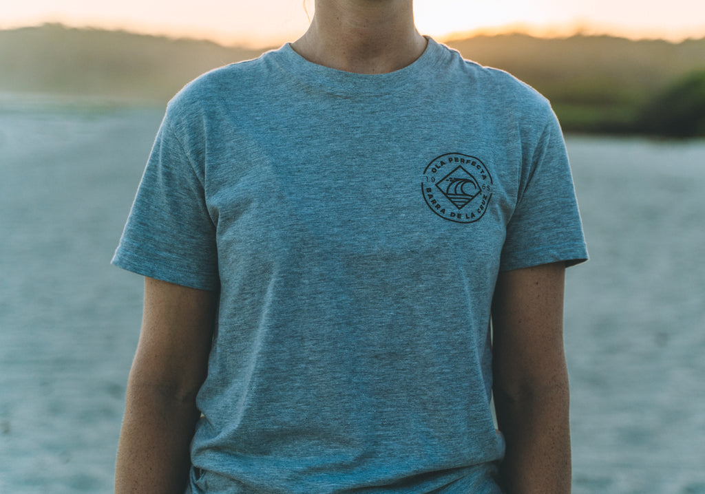 Grey OLA PERFECTA® surf lifestyle t-shirt inspired by Barra de la Cruz.
